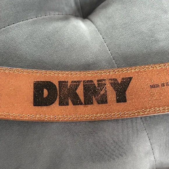 Vintage DKNY Genuine Leather Made in Italy Cognac Belt Sz Med - Picture 5 of 10